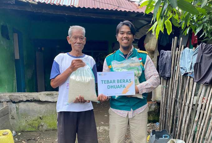 Menjelang Idul Adha, WIZ Sinjai Salurkan Bantuan Sembako untuk Dhuafa di Sinjai
