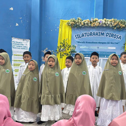 Persembahan Nasyid SDIT Wahdah Islamiyah Sinjai Selatan Pukau Peserta Silaturahim Dirosa